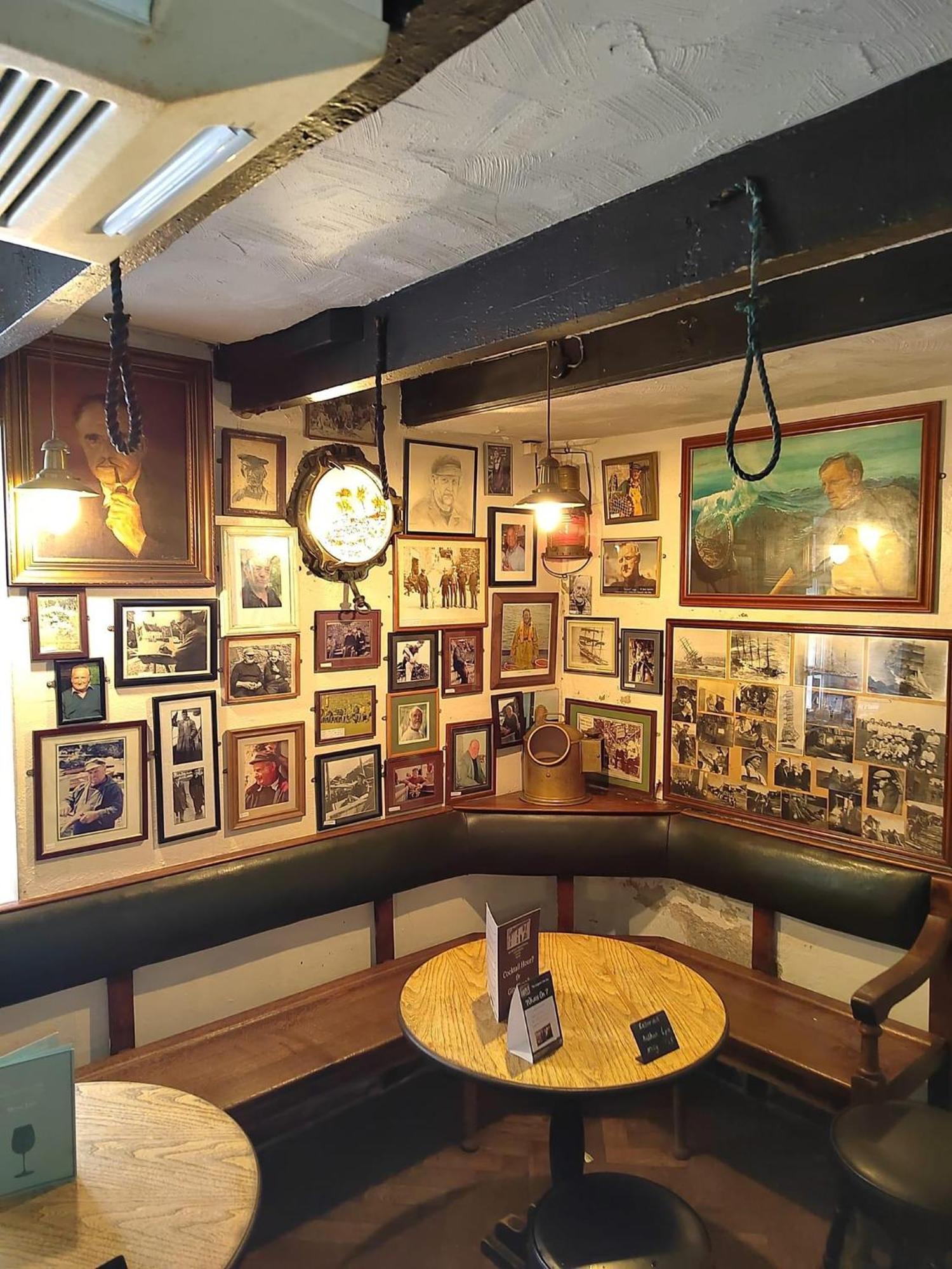 Cadgwith Cove Inn Eksteriør bilde
