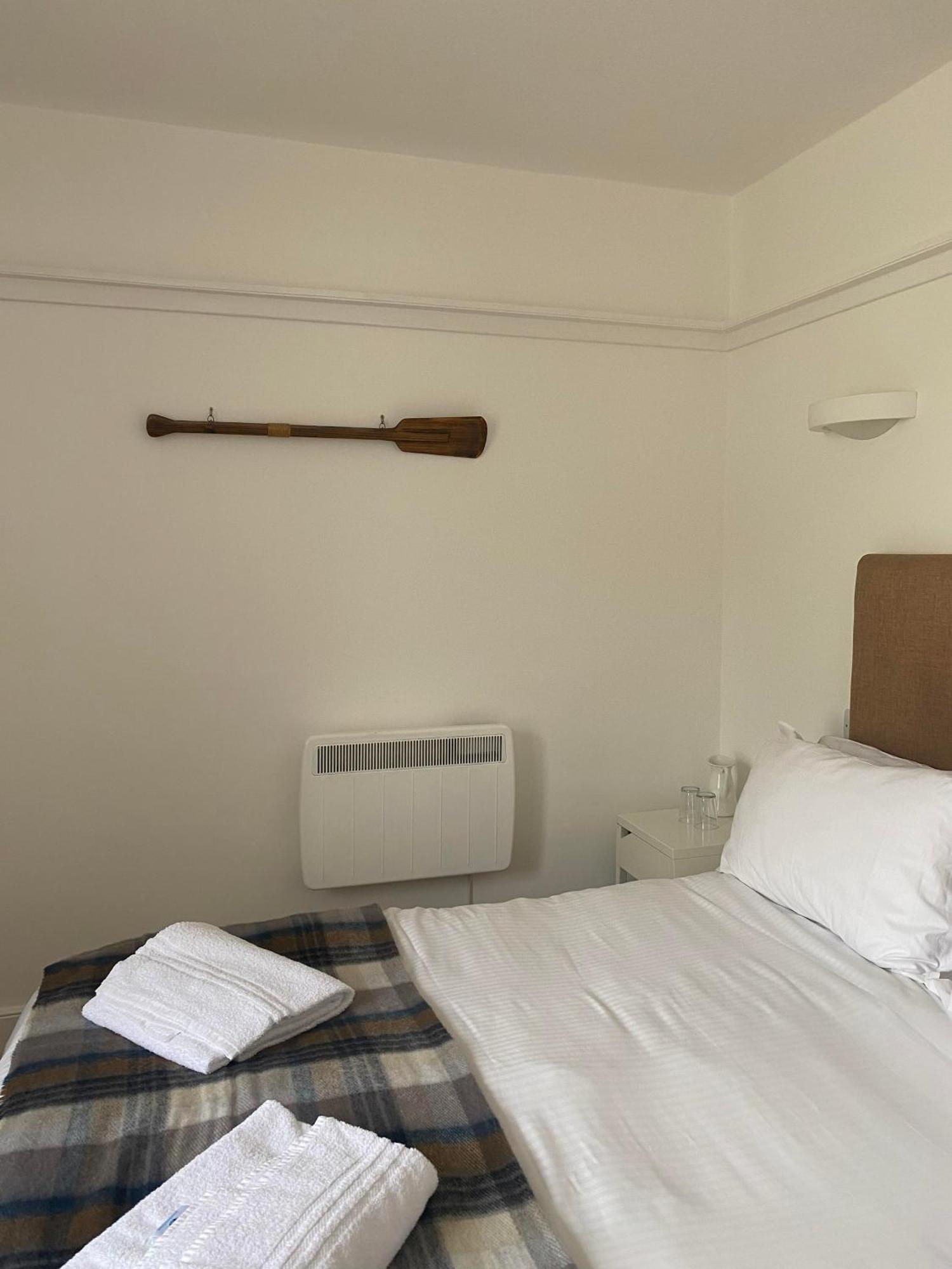 Cadgwith Cove Inn Eksteriør bilde