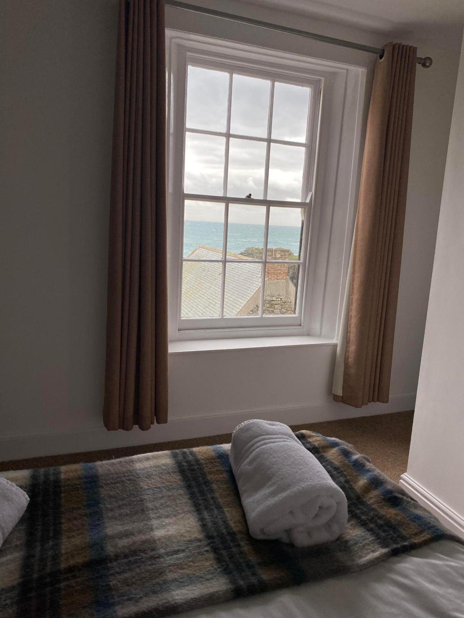 Cadgwith Cove Inn Rom bilde